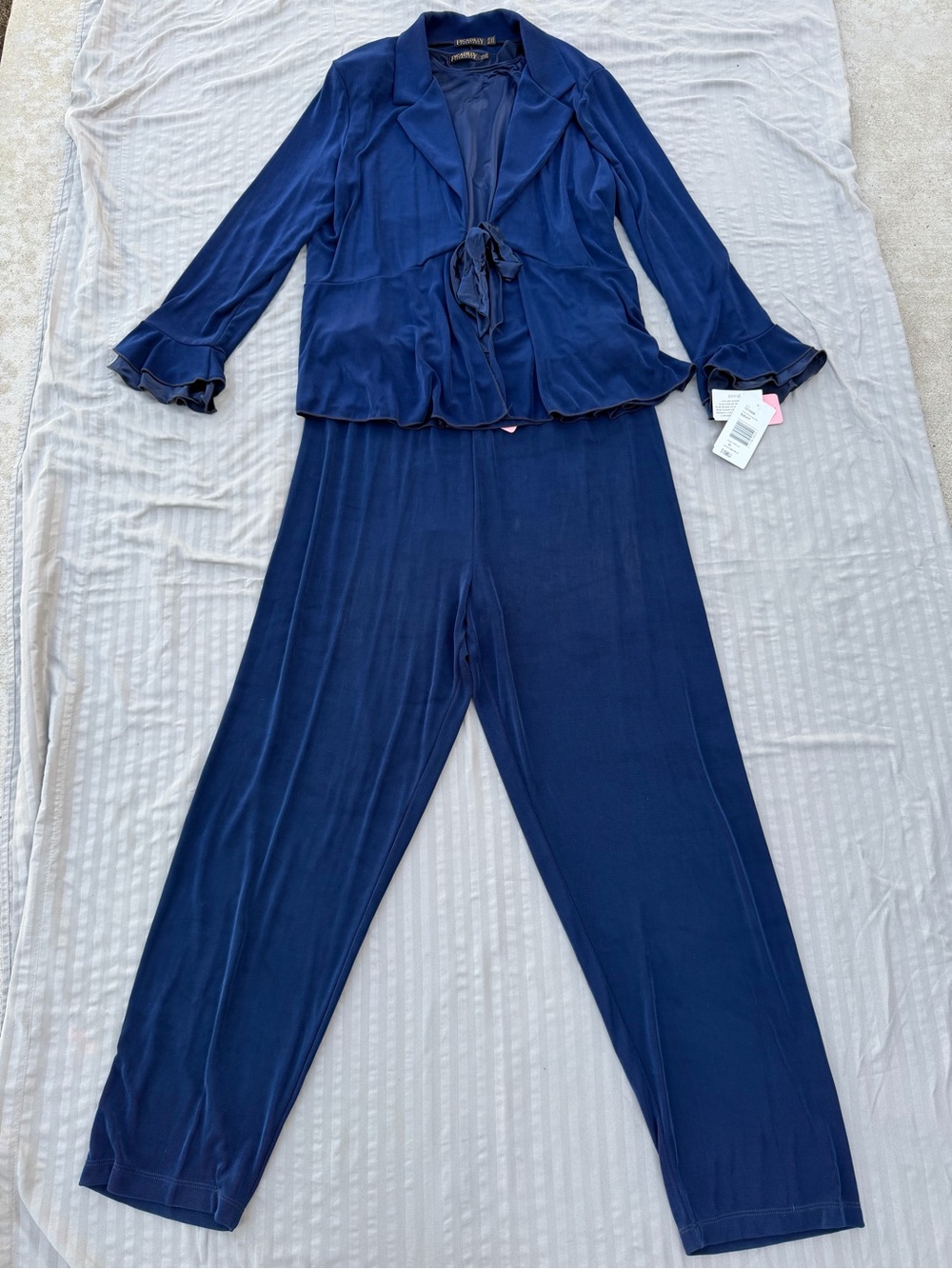 Vintage Women's Navy Two-Piece Lounge Set Picca Dilly XL